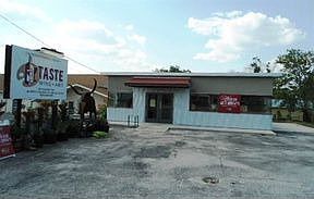 1st image of 305 E Main St
