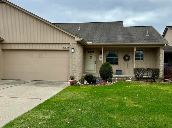 23632 Northport Dr, Clinton Township, MI 48036