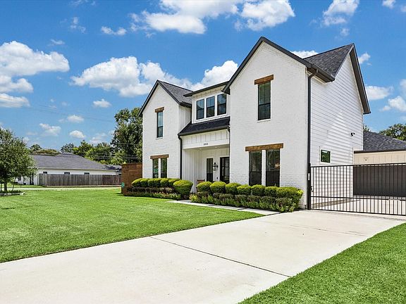 3rd image of 1803 Cheshire Ln