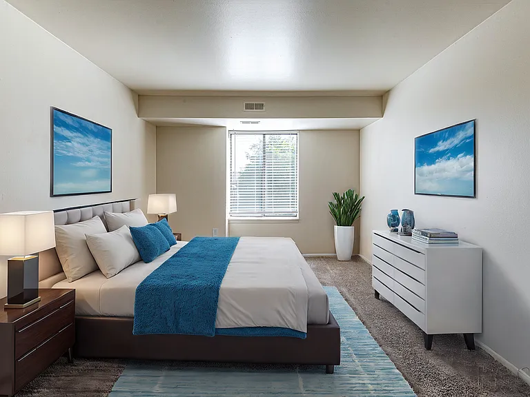 Regency Place Apartments — Photo 86