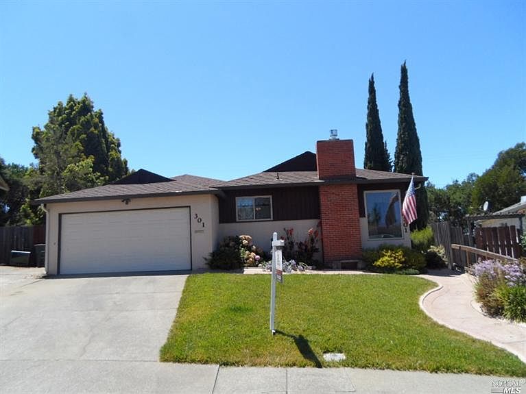 1st image of 301 Mesa Verde Street