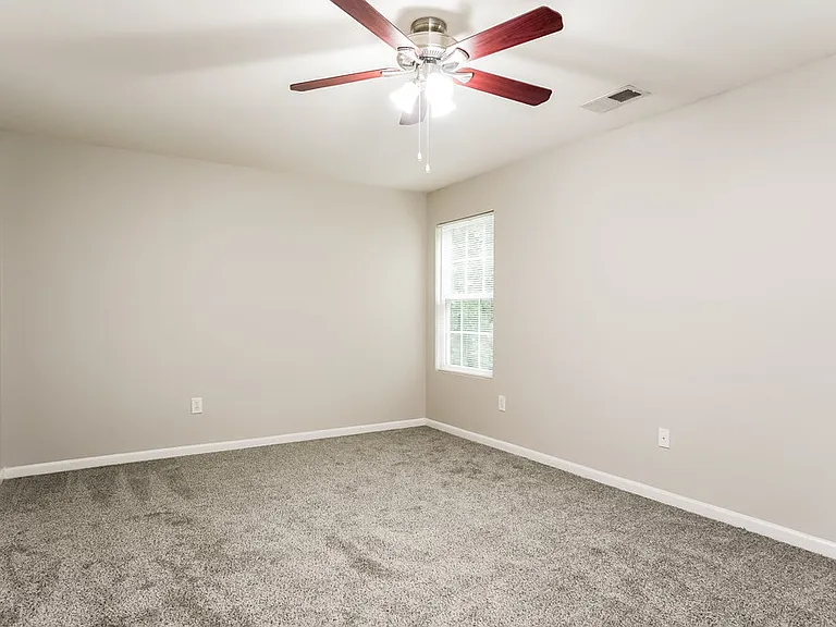 708 Calavaras Ln — Photo 10