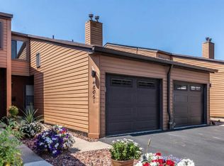 48061 Bayshore Dr, Van Buren Twp, MI 48111