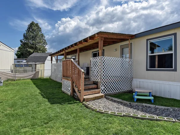 19625 E Wellesley Ave Trailer 99, Otis Orchards, WA 99027