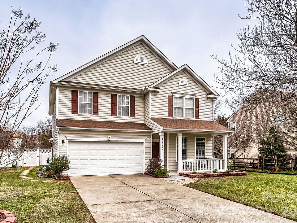 1st image of 13622 Stringfellow Ln