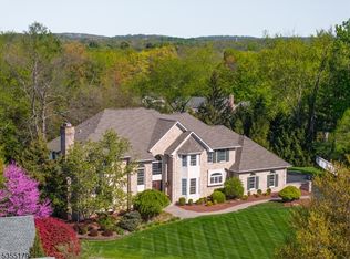 10 Wolf Ln, Basking Ridge, NJ 07920