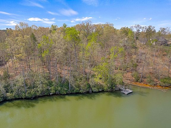 3rd image of 356 Country Oak Rd