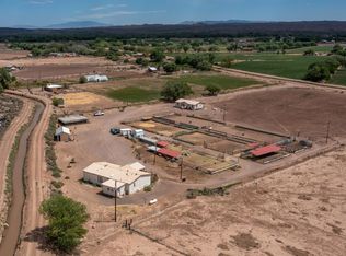 28 Community Rd, Polvadera, NM 87828