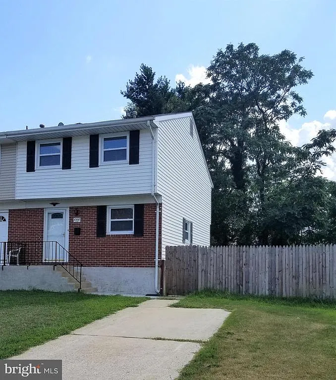 8558 Beacon Point Dr photo 1