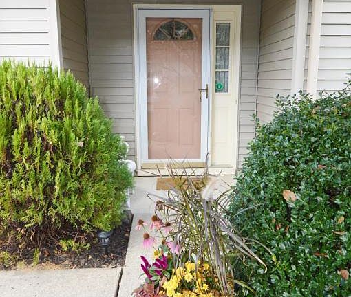 3rd image of 2709 Rockport Ln