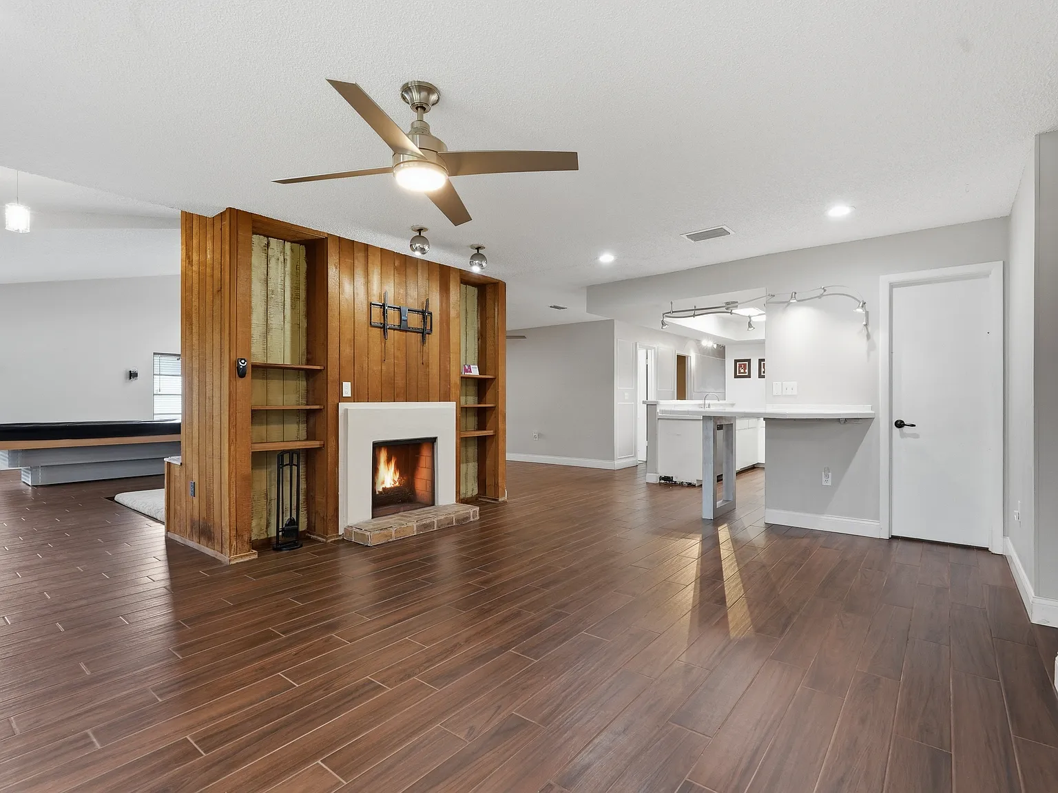 4 bed, 2596 sqft, $3,000 — Photo 4
