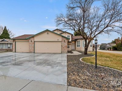 317 S Thoreau Way, Boise, ID, 83709