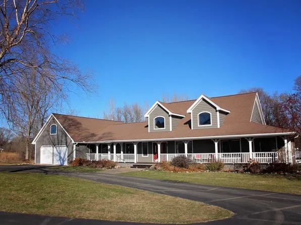 54648 211th Ln, Mankato, MN 56001