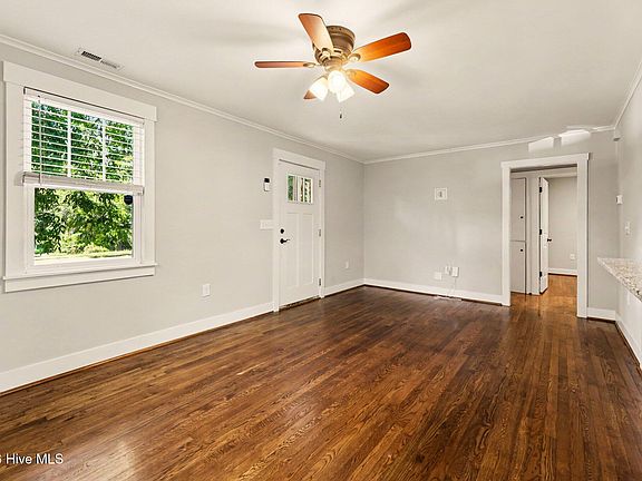 4th image of 2111 Milburnie Road