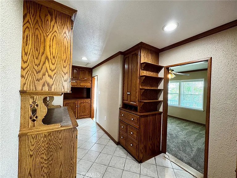 14414 Studebaker Rd — Photo 10