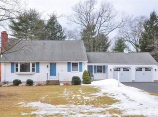 13 Tanglewood Rd, Farmington, CT 06032