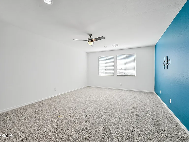 14049 W Desert Hollow Dr — Photo 24