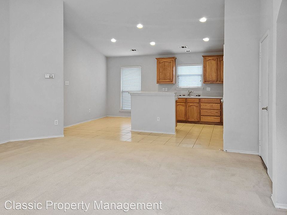 1st image of 6521 Regina Dr