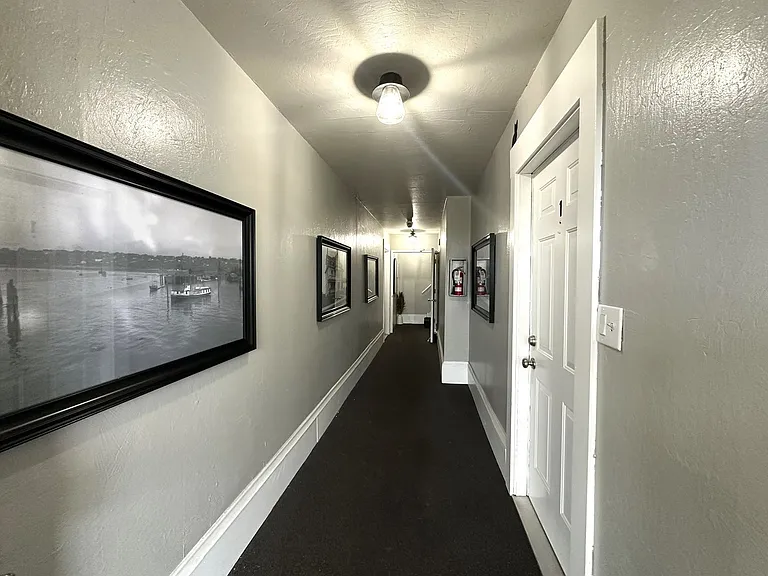 2317 Grand- 5 Unit — Photo 21