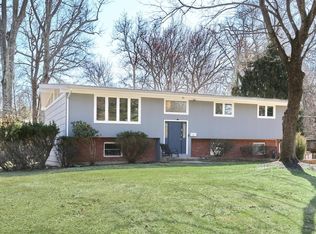 26 Brockton Rd, Spring Valley, NY 10977