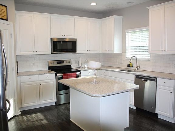 3rd image of 4653 Crosby Buck Dr