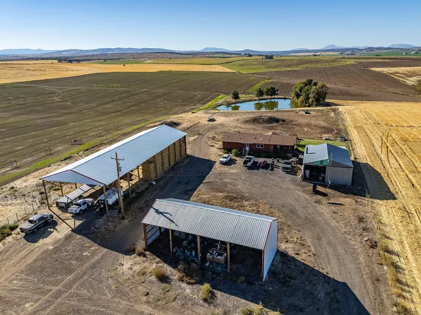 2863 NE Fern Ln, Madras, OR 97741