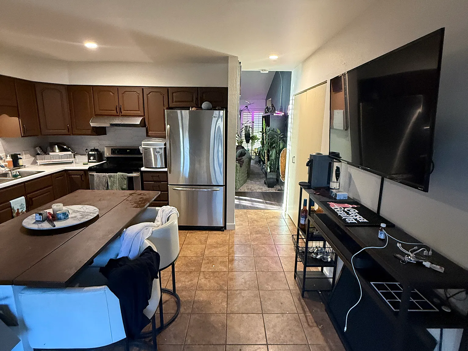 3 bed, 1444 sqft, $3,000 — Photo 4