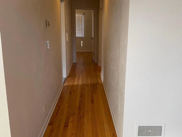 1181 Newport St — Photo 4