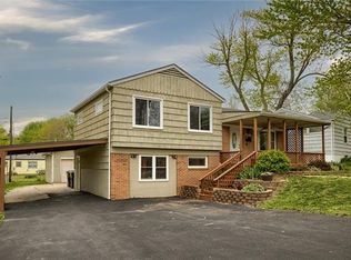 3206 N Pleasant St, Independence, MO 64050