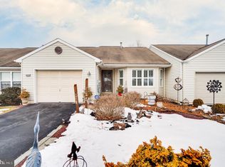 5810 Hidden Lake Dr, Harrisburg, PA 17111