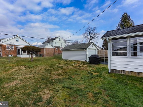 2nd image of 103 Curtis Ave