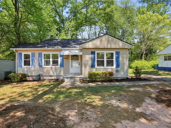 2266 N Shallowford Rd, Atlanta, GA 30341