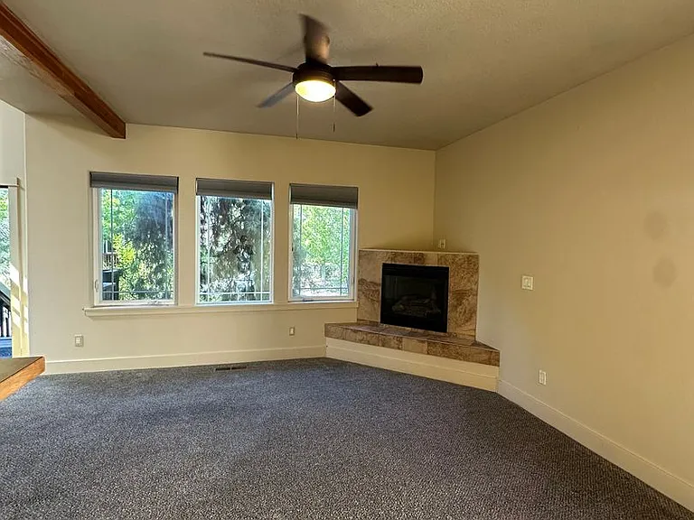 20159 Merriewood Ln — Photo 2