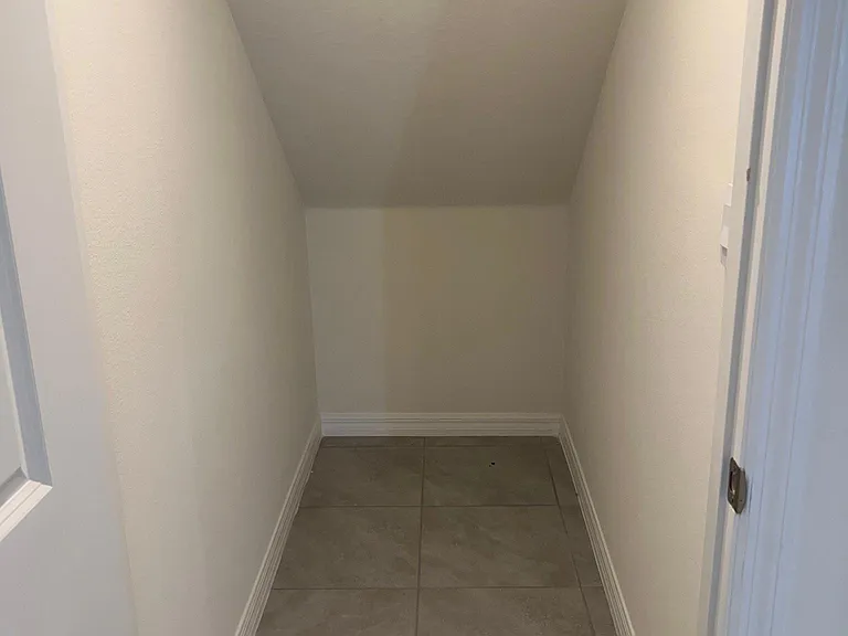 32794 Pez Landing Ln — Photo 6