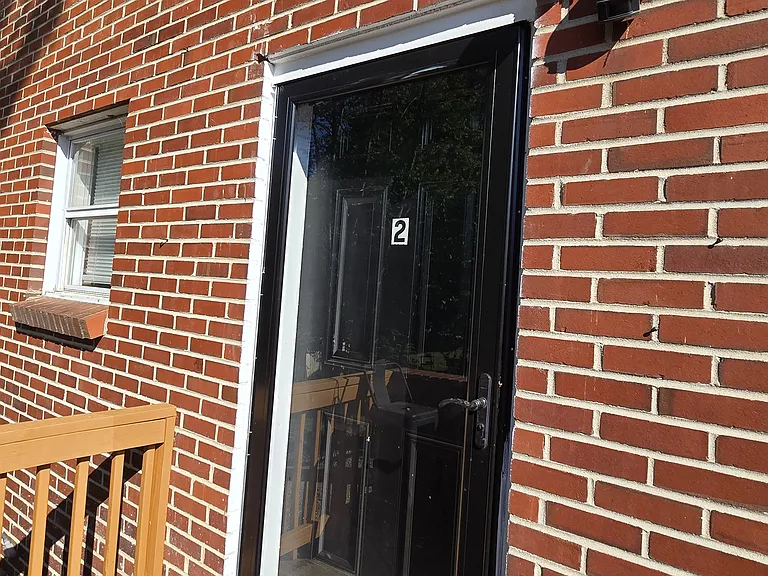2912 Woodleigh St #2 — Photo 3