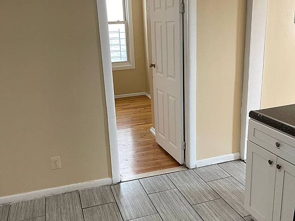 3rd image of 780 E 214th St APT 2