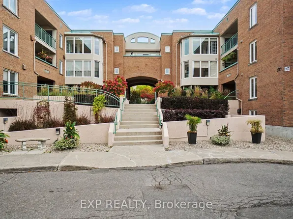 62 Donald St #201A, Ottawa, ON K1K 1N2