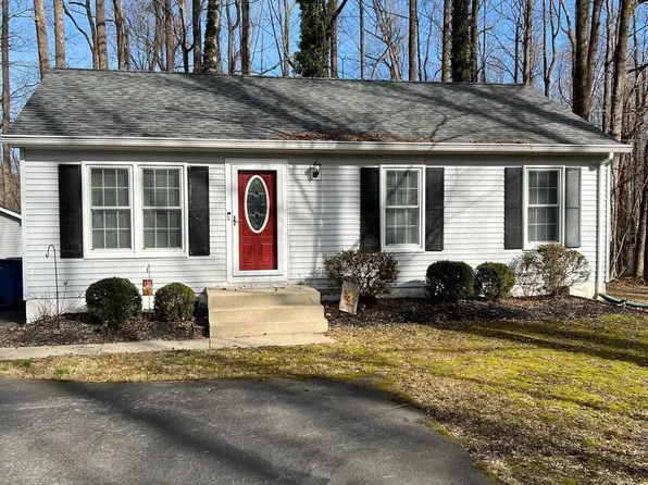 4312 N Shore Dr, Prince Frederick, MD 20678