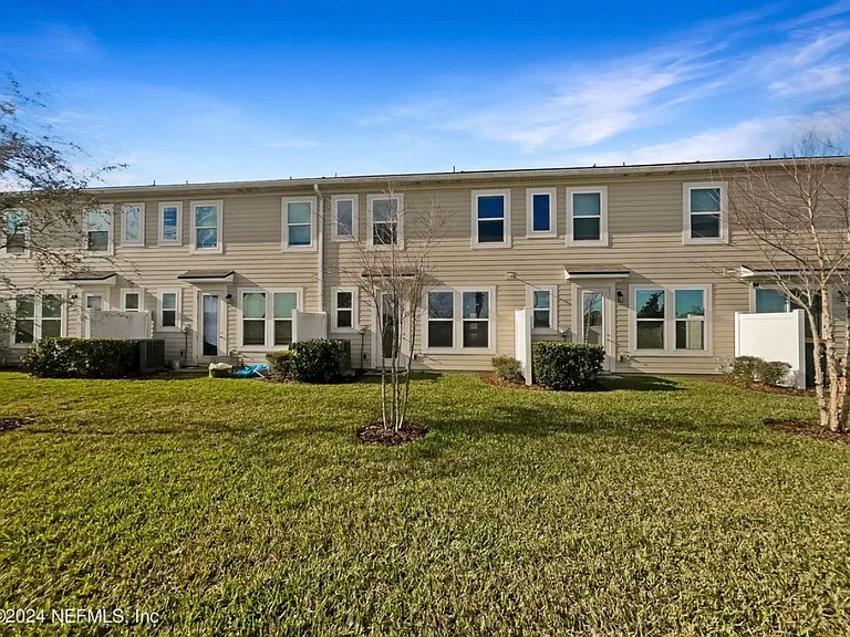 11231 Minnetta Ct — Photo 14