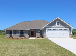 26 N Slade Rd, Sumrall, MS 39482