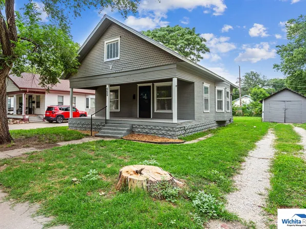 224 N Elizabeth St, Wichita, KS 67203