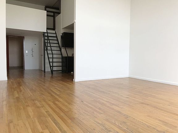 3rd image of 15 Lawton St APT 40