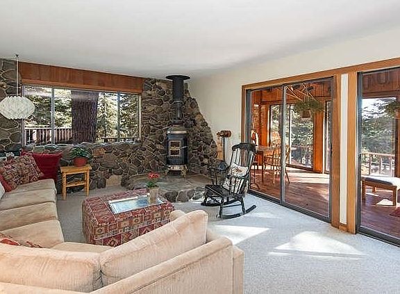 2nd image of 220 Talmont Cir