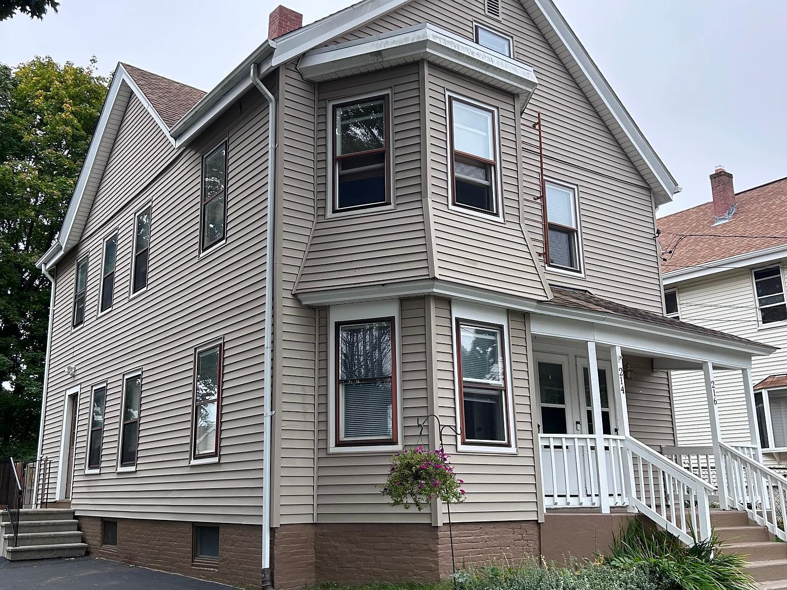 214 Morris Ave 1, Pawtucket, RI 02860 Zillow