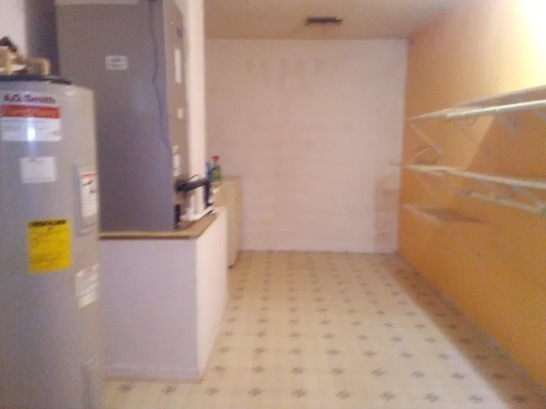 1040 Gary Dr — Photo 7