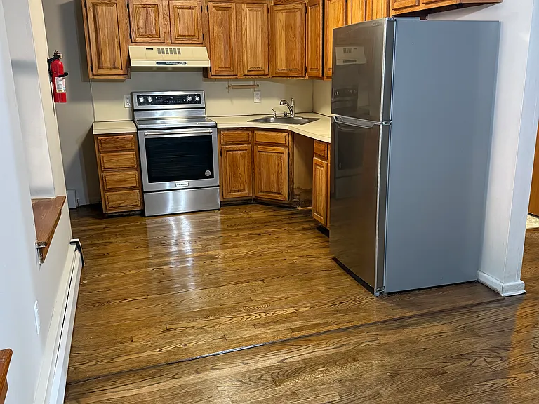 419 Hudson St #C3 — Photo 7