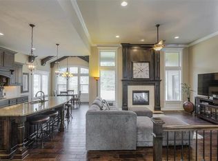 16224 Mastin St, Overland Park, KS 66085