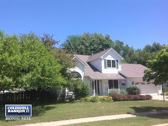 3rd image of 146 Heritage Dr