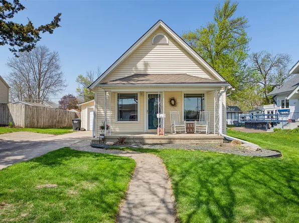 306 SW Logan St, Ankeny, IA 50023