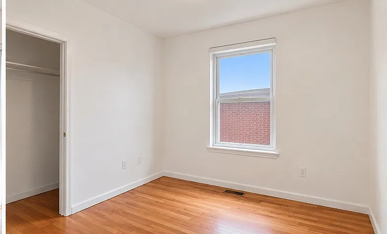 3 bed, $3,600 — Photo 2